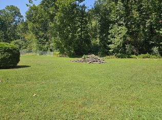 13787 Dell Dr, Soddy Daisy, TN 37379