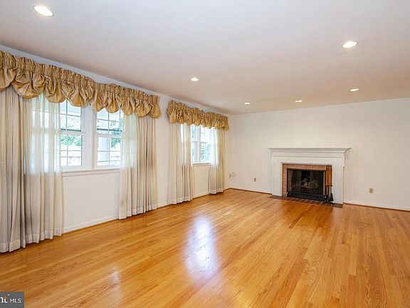 5th image of 4023 David Ln