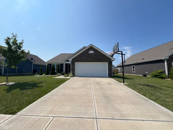 6643 Laurelwood Dr, Pendleton, IN 46064