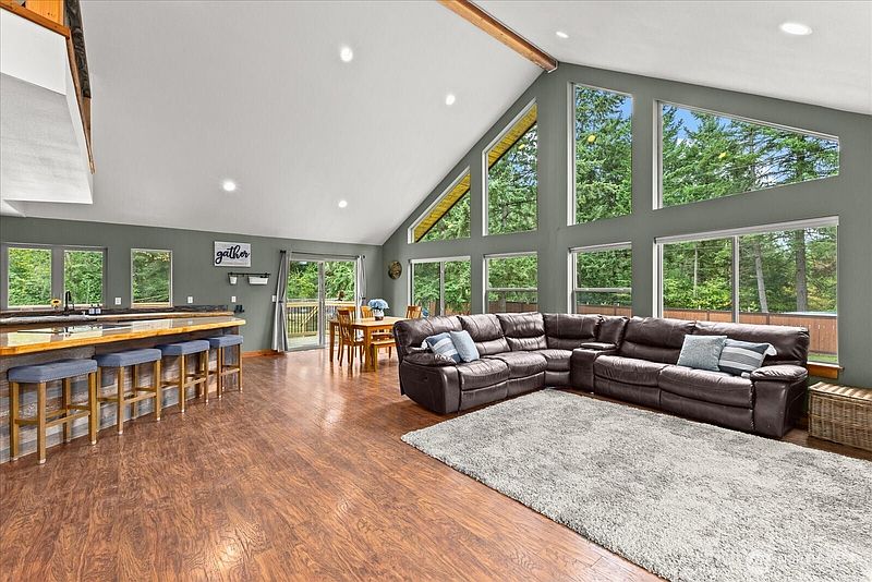 3rd image of 21710 78th Avenue E