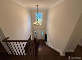 531 Harris Ave, Middlesex, NJ 08846