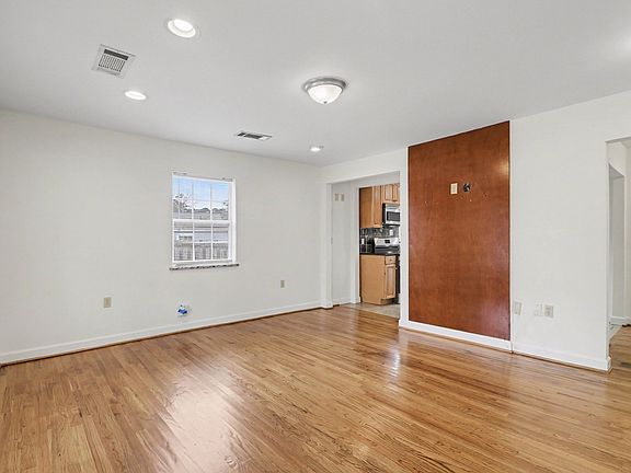 4th image of 3036 Peeler Rd