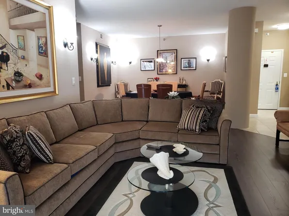 2900 N Leisure World Blvd #2-410, Silver Spring, MD 20906