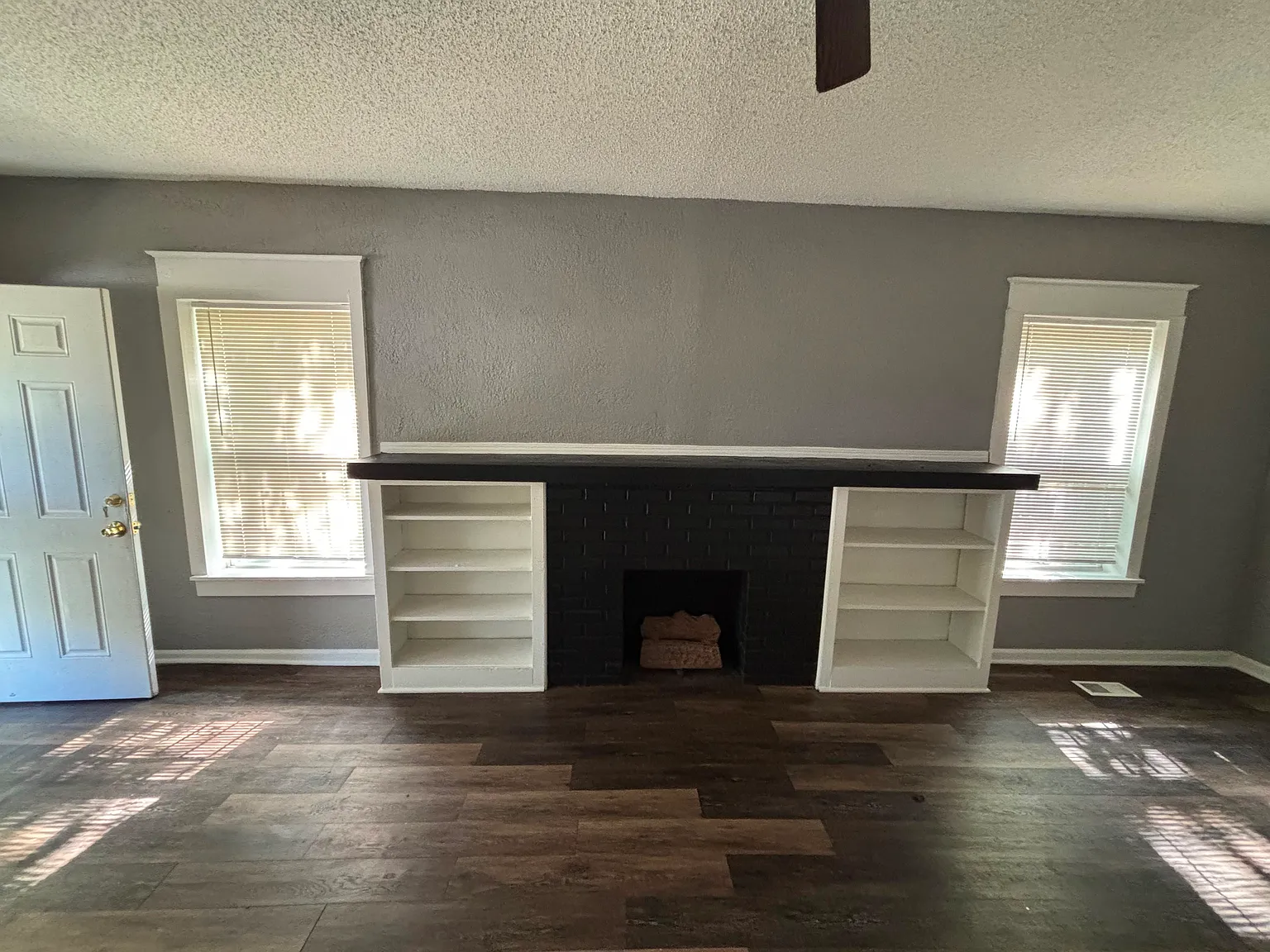 4 bed, 1308 sqft, $1,600 — Photo 4