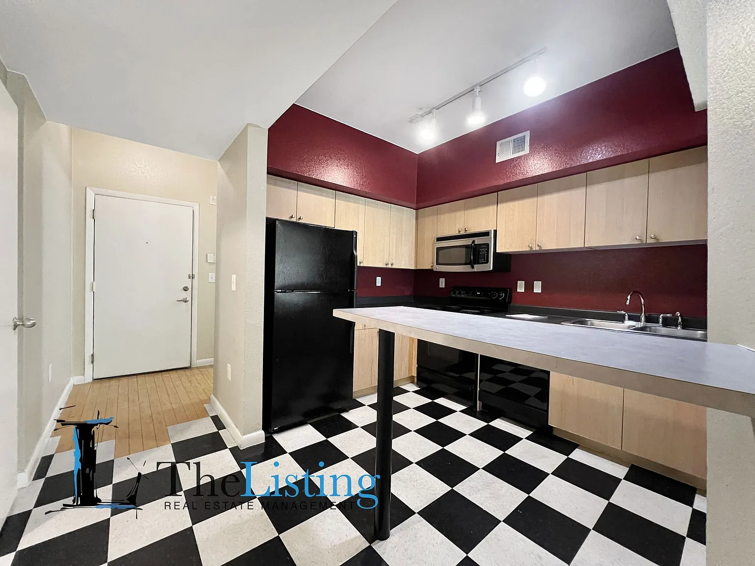 1 bed, 1.0 bath, 789 sqft, $1,700 — Photo 4