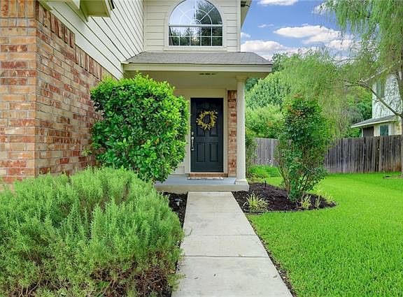 4th image of 521 Grey Feather Ct