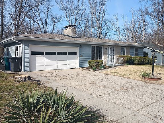 3rd image of 66 Sandcreek Dr