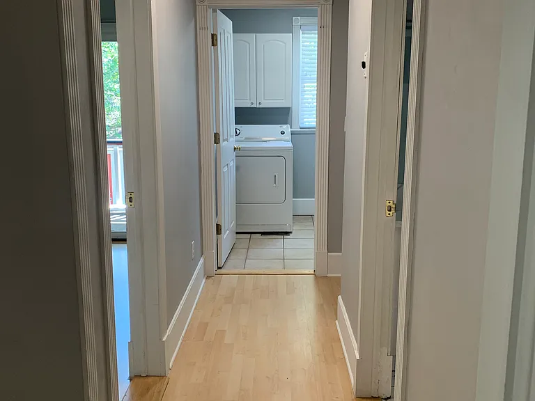 1128 E 3rd Ave — Photo 8