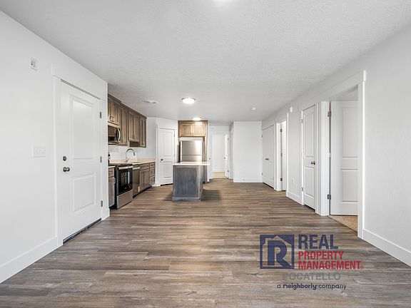 5th image of 110 W Siphon Rd #6