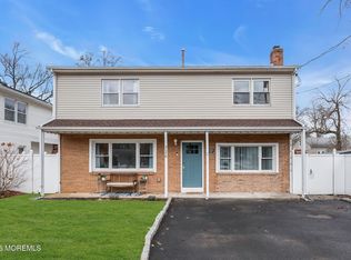 326 Thompson Ave, Middletown, NJ 07748
