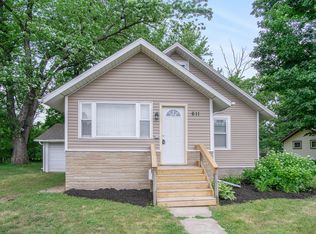 611 E Water St, Cassopolis, MI 49031
