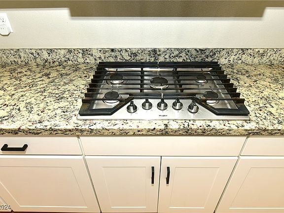 5th image of 7535 Ardenno St
