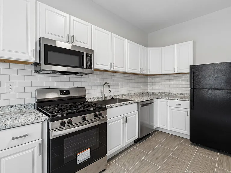 24 E Mount Pleasant Ave #1 — Photo 21