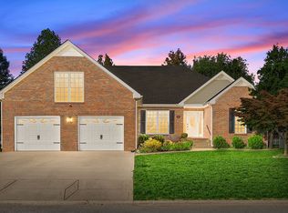 98 Gallant Ct, Clarksville, TN 37043