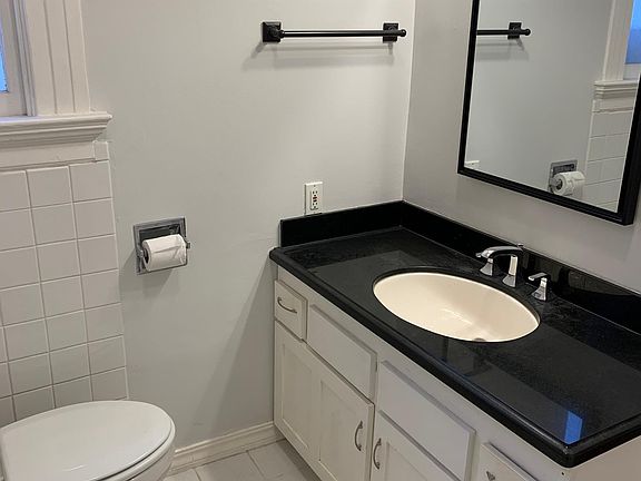 5th image of 716 Dolores St APT 2