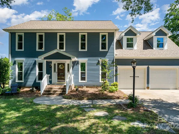 2278 Jon Chris Dr, Harrisburg, NC 28075