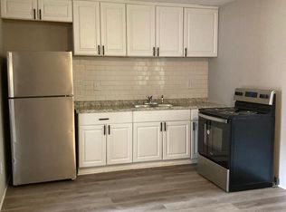 2712 Pitts Dr, Charlotte, NC 28216