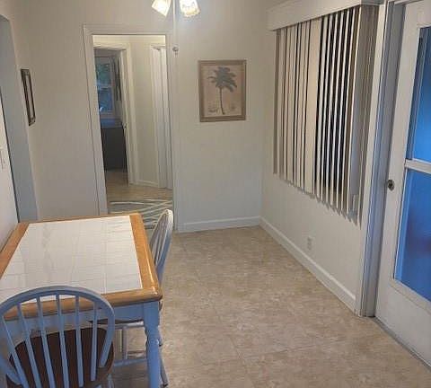 5th image of 3096 Cadiz Rd