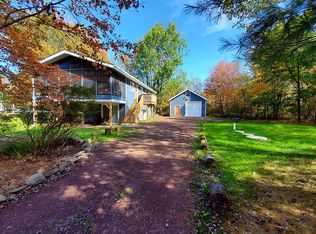 324 Cedar Dr, Long Pond, PA