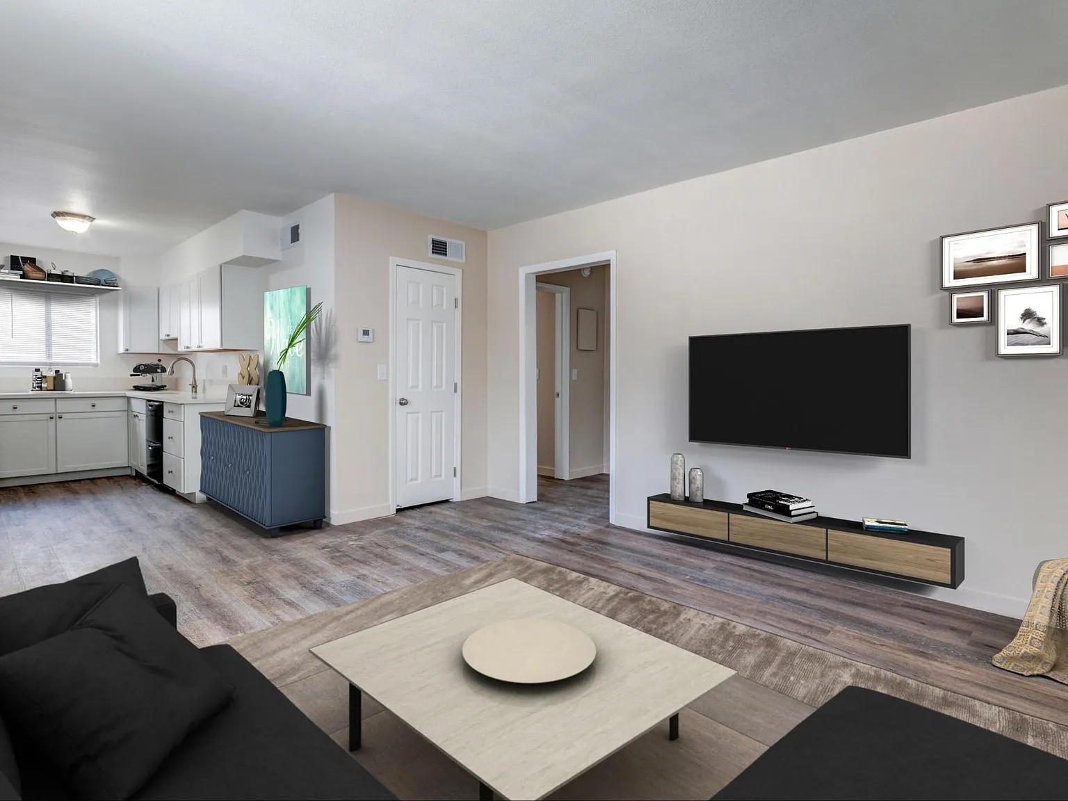 2 bed, 760 sqft, $1,760 — Photo 3