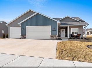 2950 E Turquoise Ln, Appleton, WI 54913