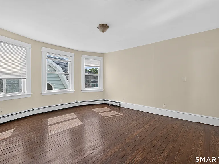 40-44 Vine St #3 — Photo 5