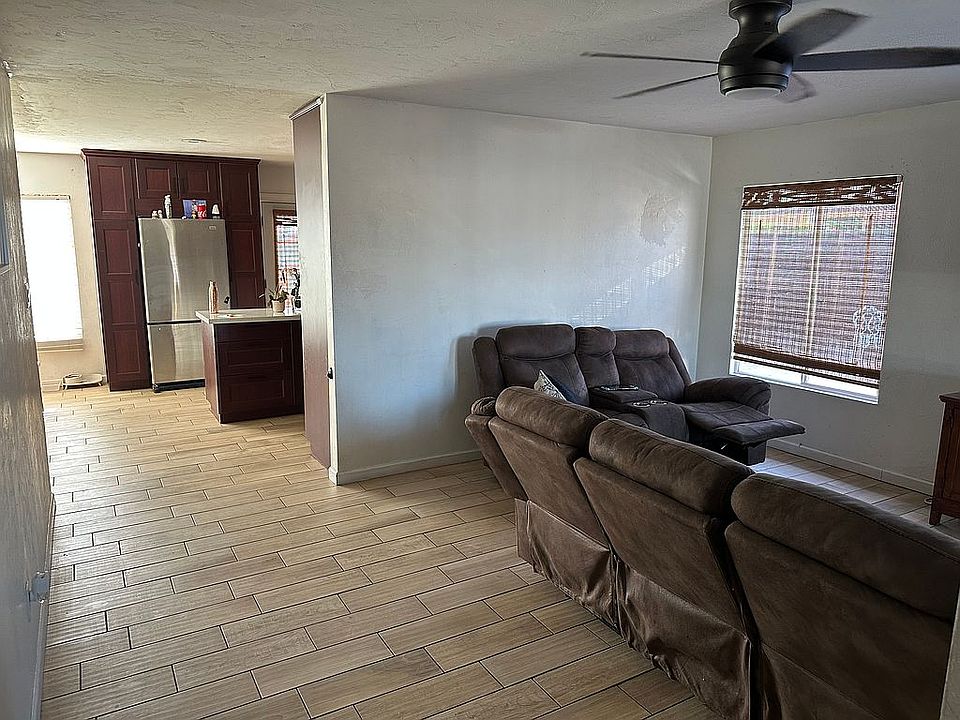 8638 N 56th Ave, Glendale, AZ 85302 | Zillow