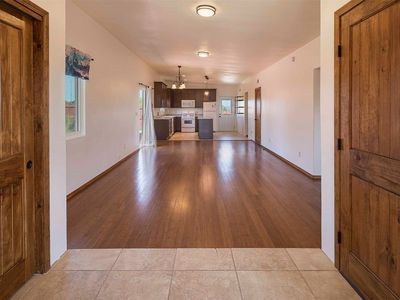 2458 Avenida Chaparral, Santa Fe, NM, 87505