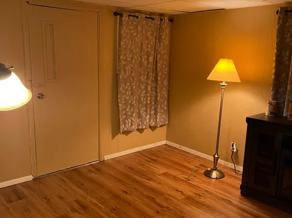(undisclosed Address), Lockport, NY 14094