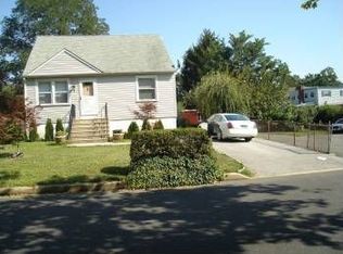 1 N Garfield Ave, Glenolden, PA 19036