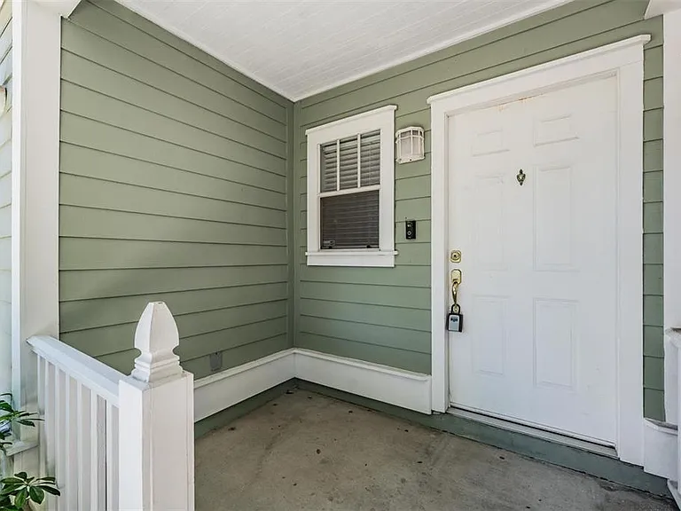 404 S Willow Ave #B — Photo 3