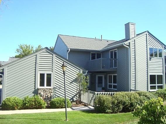 1st image of 15681 W Brook Dr