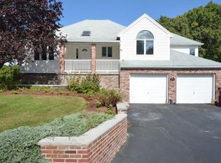 51 Jennifer Rd, Lowell, MA 01854
