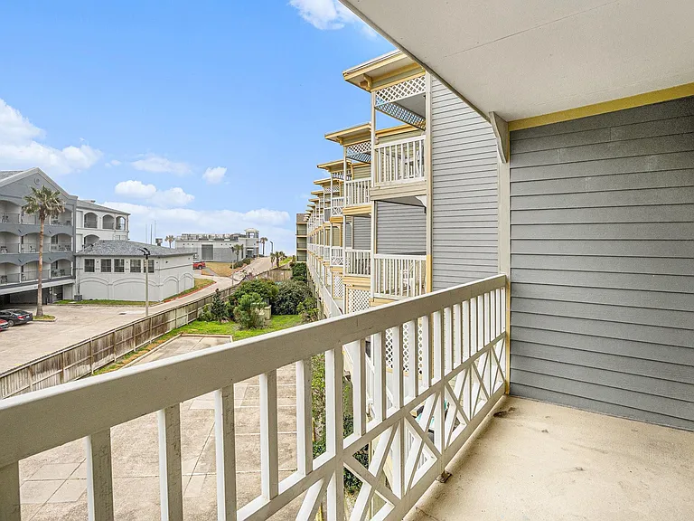 6300 Seawall Blvd #3226 — Photo 9