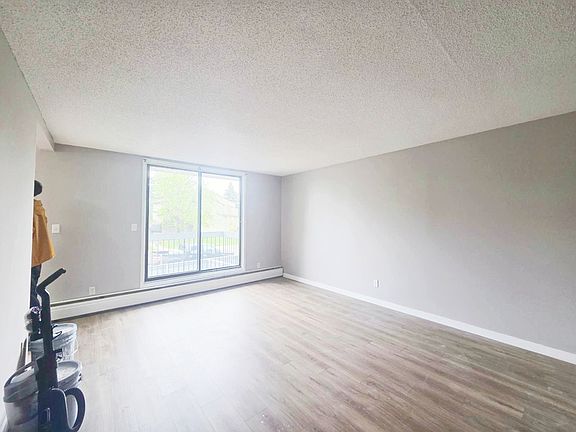 5th image of 12003 139th Ave NW #B13904