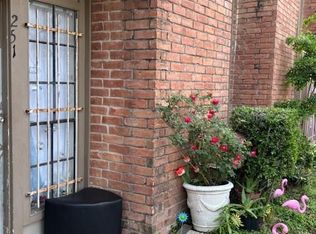 10501 South Dr APT 251, Houston, TX 77099
