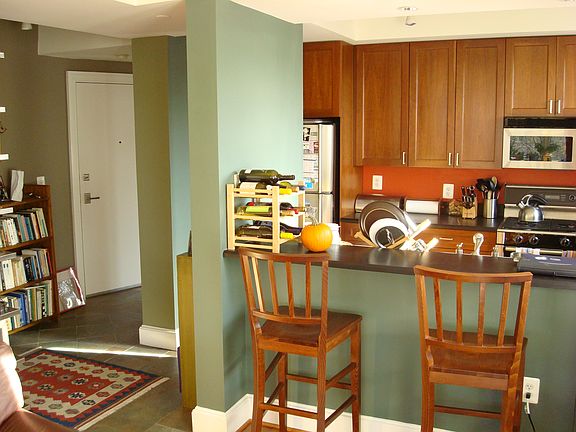 Bar / Kitchen