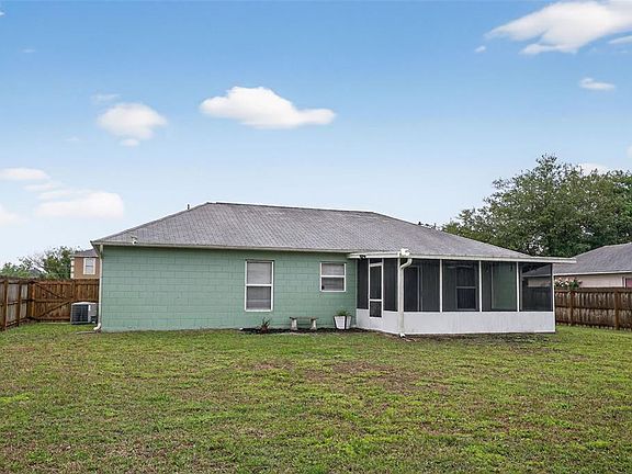 3rd image of 2810 ARRENDONDA DRIVE