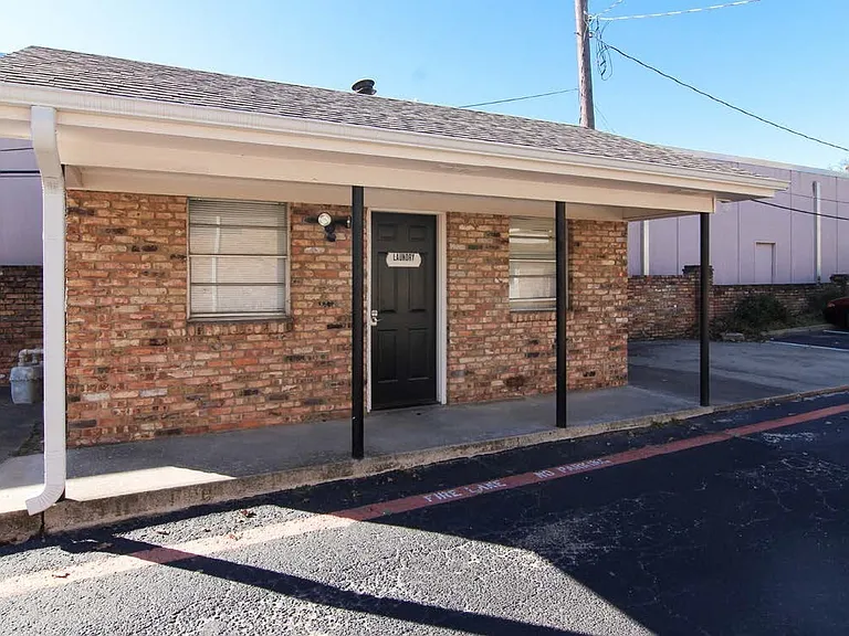 55555Palmwood Place — Photo 6