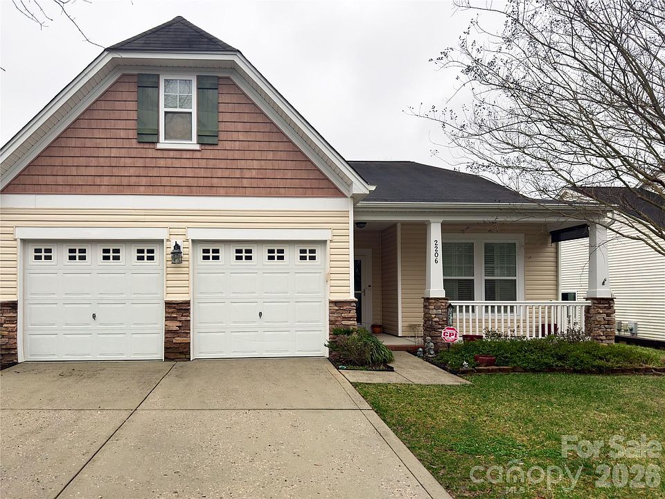 1st image of 2206 Winding River Dr