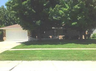 794 Gordon Grv, Saint Marys, OH 45885