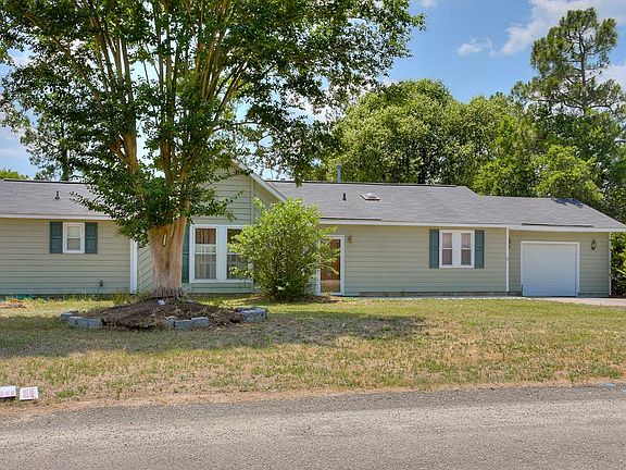 3rd image of 3827 Fairington Dr
