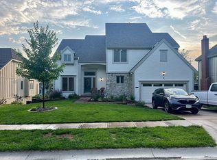440 NE Brockton Dr, Lees Summit, MO 64064