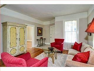 5th image of 1011 Seabright Ave