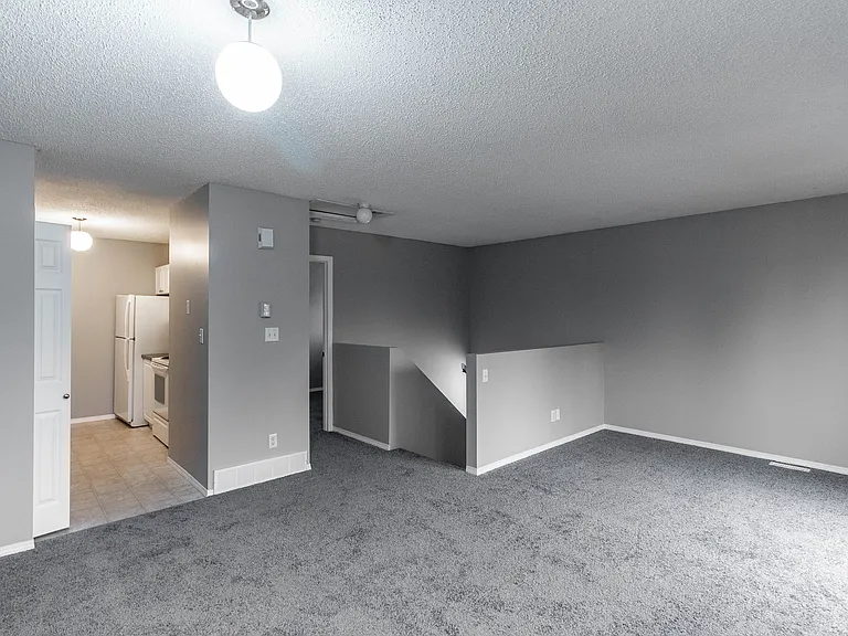 102 Oak Ave #102B — Photo 7