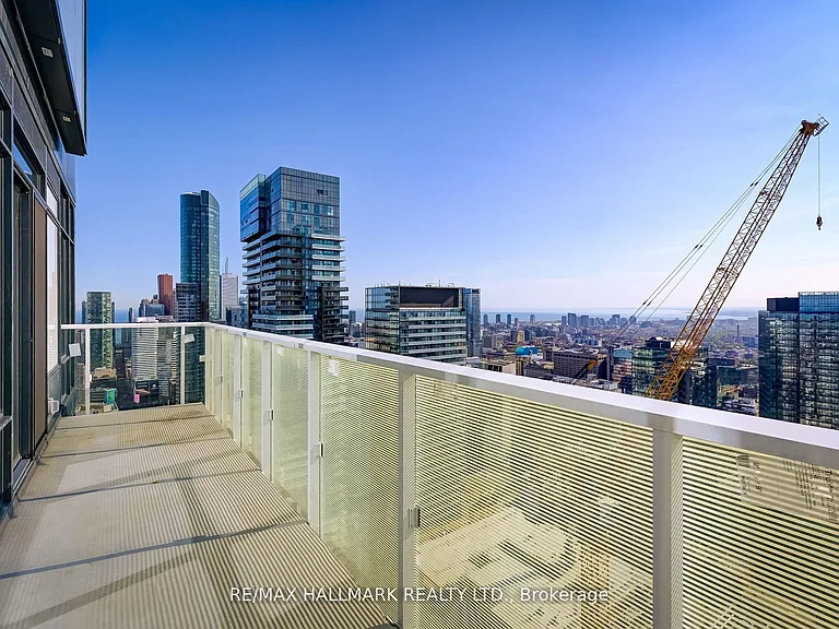 501 Yonge St #5212 — Photo 28