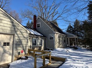124 Gates Ave, Gillette, NJ