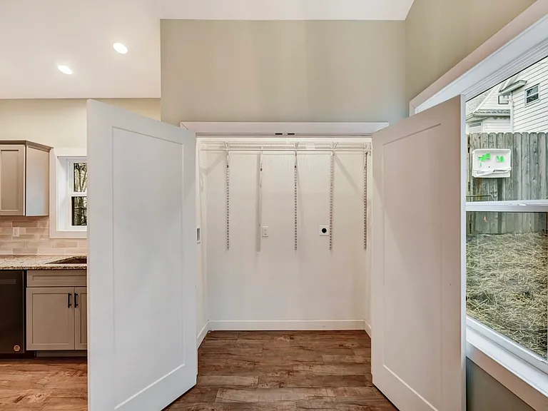 629 Prescott Ave #1 — Photo 21