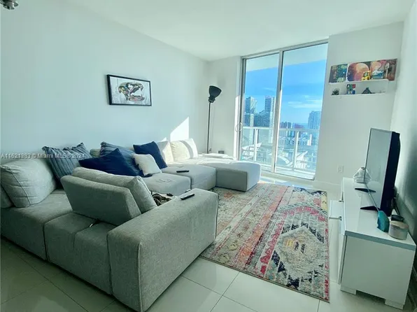 185 SW 7th St APT 3408, Miami, FL 33130