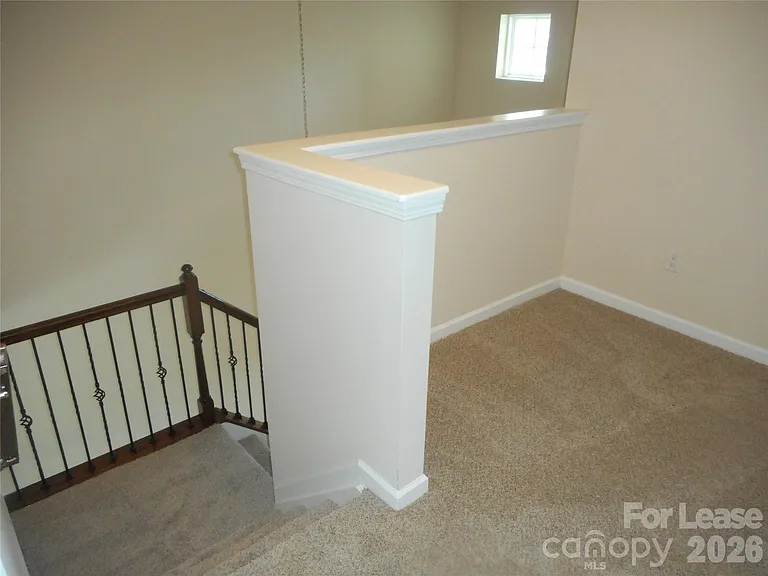 5860 Glassport Ln — Photo 22